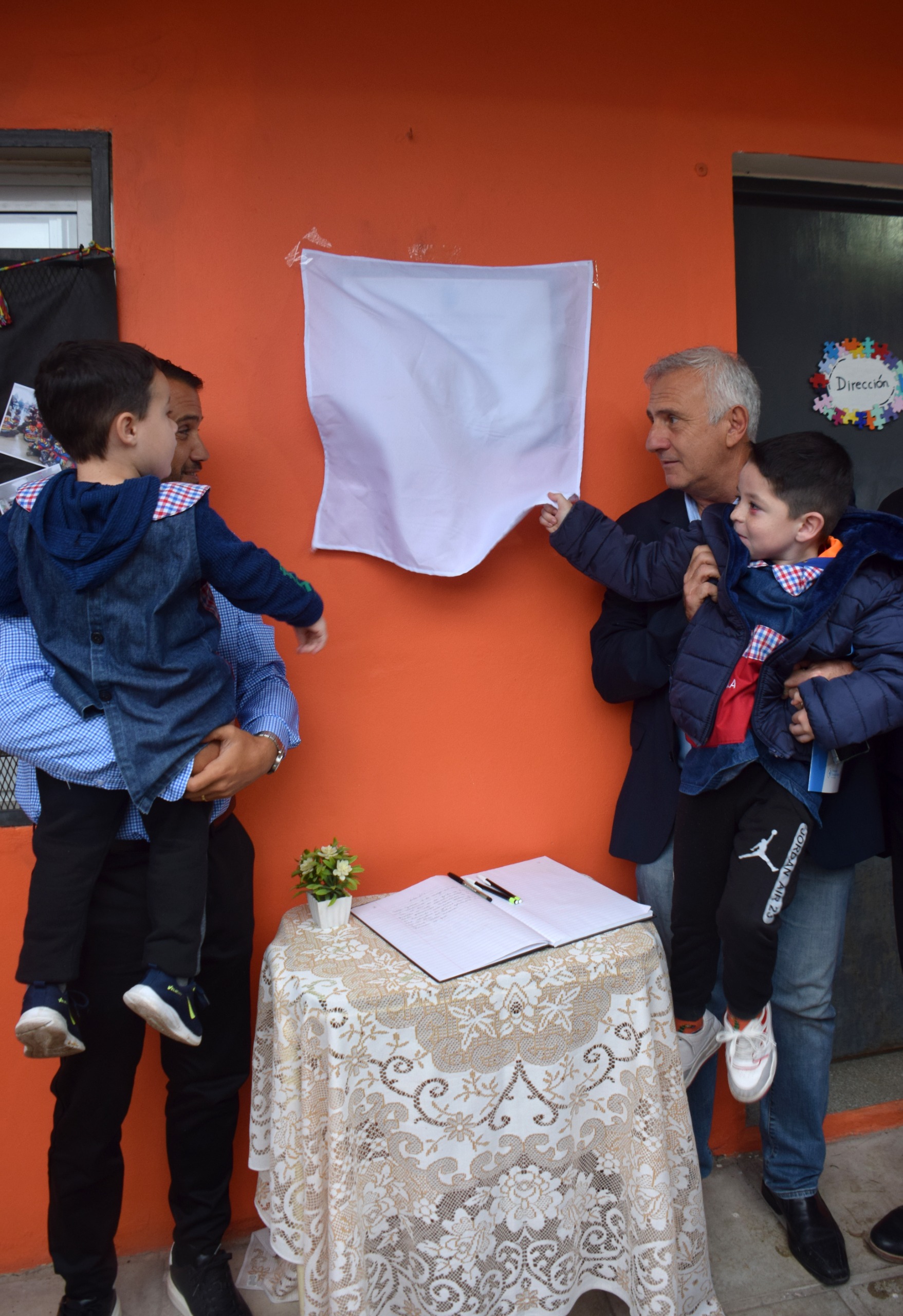 A pura emoción: la Escuela Víctor Mercante celebró 50 años | Alta Info